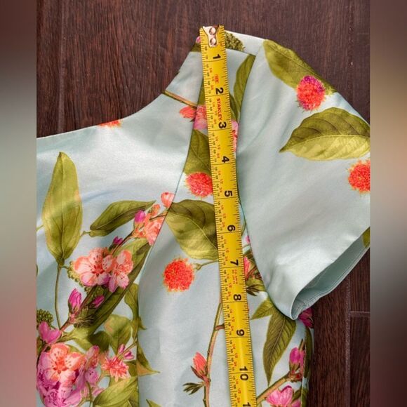 Talbots Floral Dress short sleeve, lightweight poly sheen  sz 4 - Picture 10 of 13